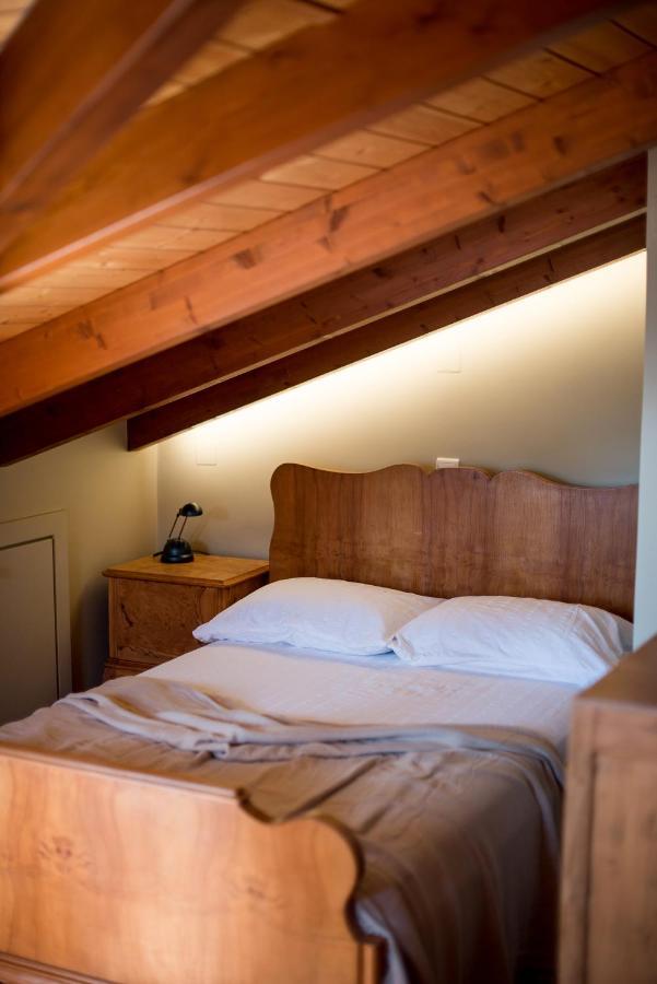 Appartamento Country Style Attic In The Heart Of Preveza Esterno foto