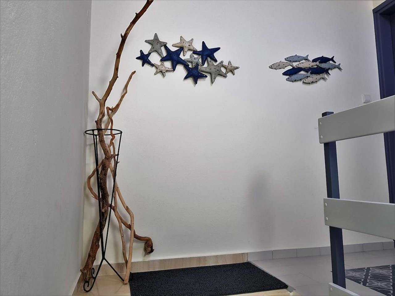 Appartamento Country Style Attic In The Heart Of Preveza Esterno foto